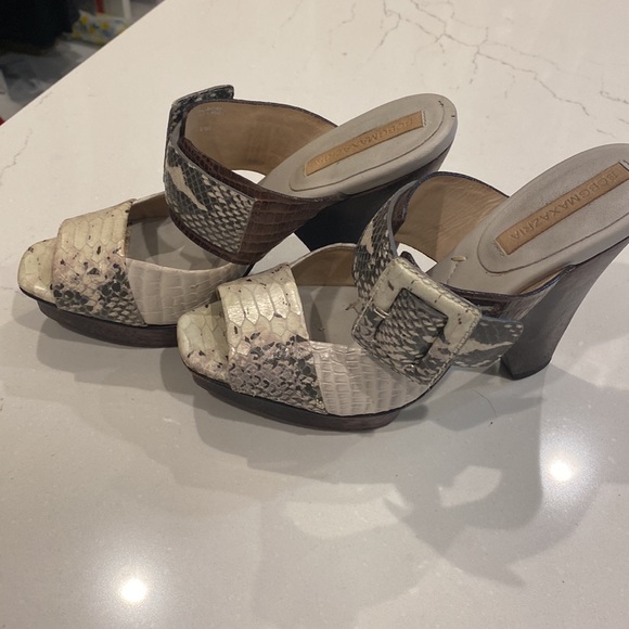 BCBGmaxazaria size 6.5 - Picture 2 of 4